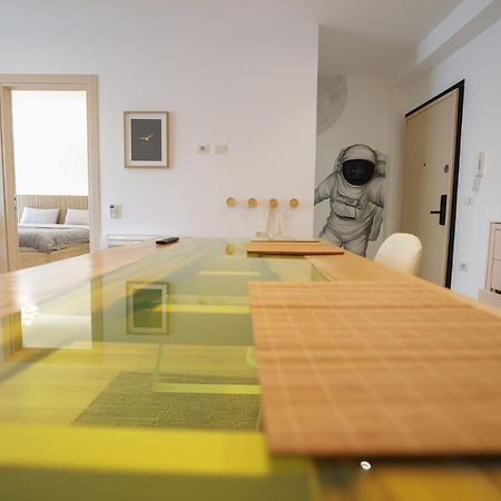 Apollo Apartment By Holistay Tirana Exterior photo