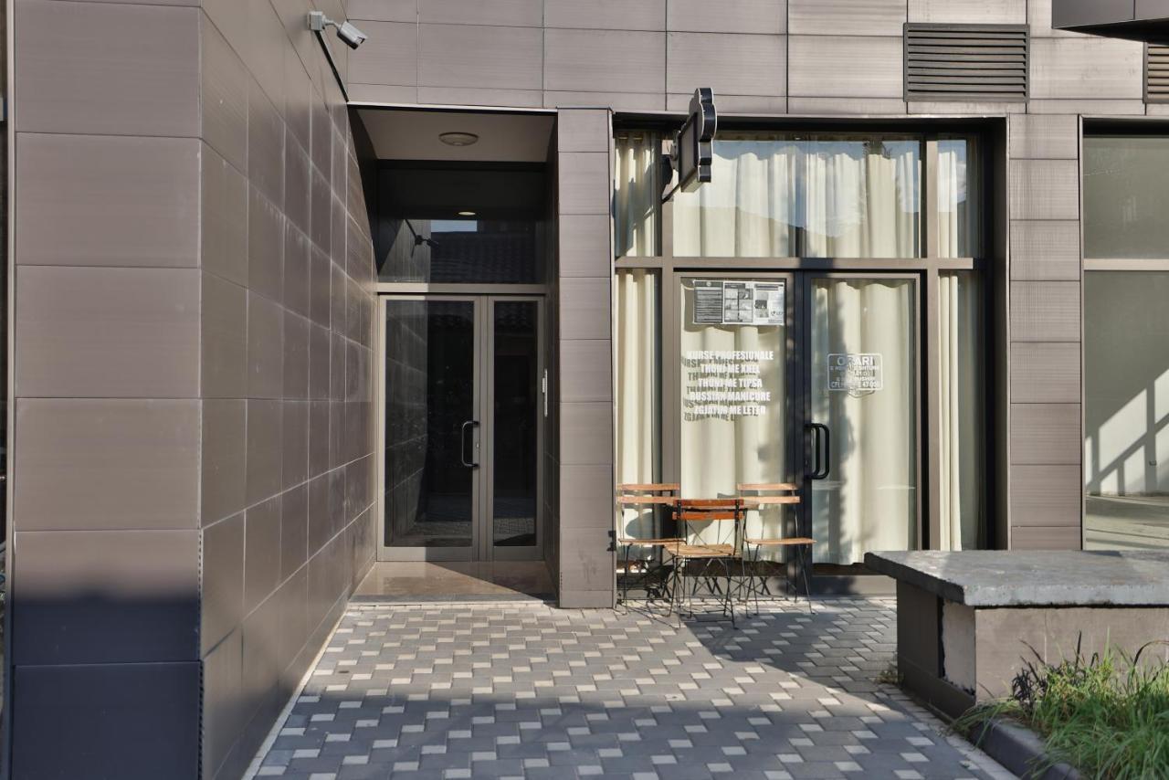 Apollo Apartment By Holistay Tirana Exterior photo